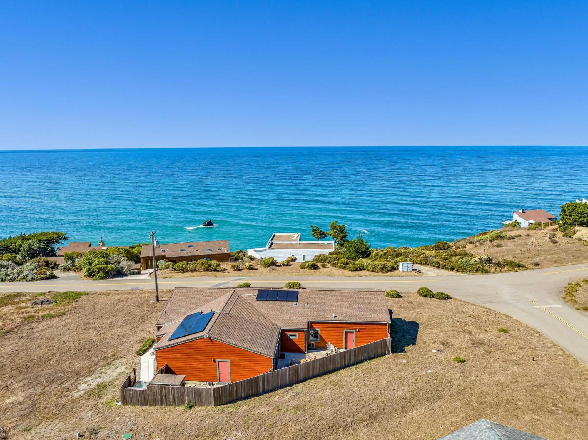 Dream Weaver House With Hot Tub And Ocean View! Villa Manchester Ngoại thất bức ảnh